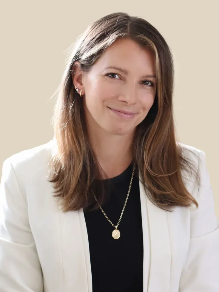 Portrait of Lindsay Mahoney
